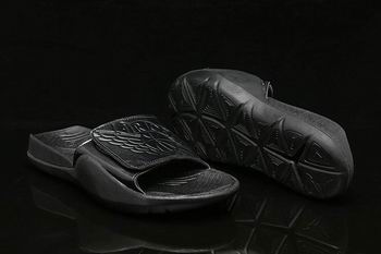 cheap Jordan Slippers from china->nike air max tn->Sneakers